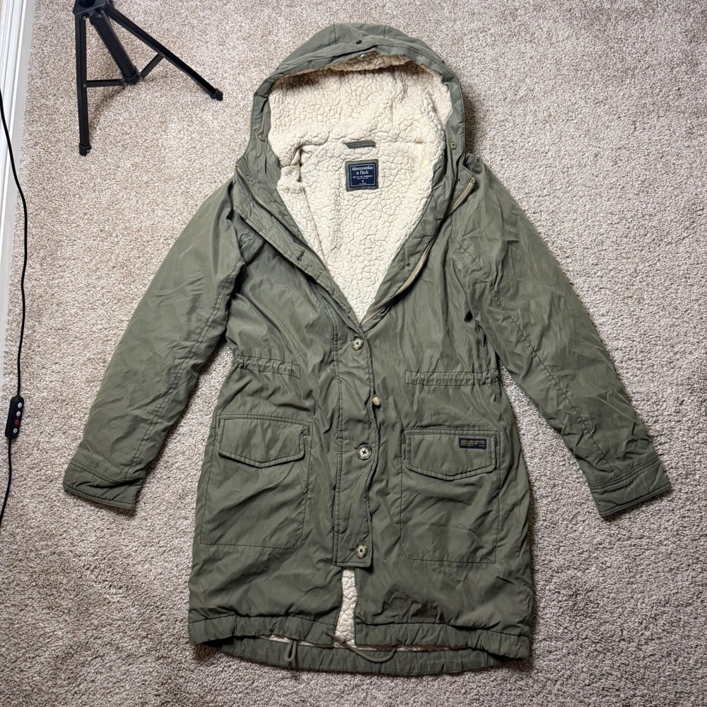 Abercrombie & Fitch Parka Jacket Womens Medium Olive Green Sherpa Lined Hooded